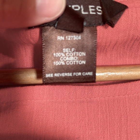 Multiples Top NWOT Salmon with cream trim XL - Picture 6 of 7